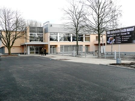 01-Eroeffnung_Misburger_Bad.JPG